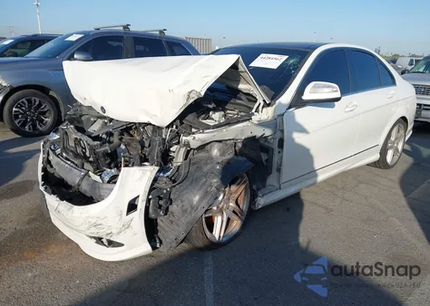 2009 Mercedes-Benz C 300 Sport from USA, damaged, VIN WDDGF54X59F238850